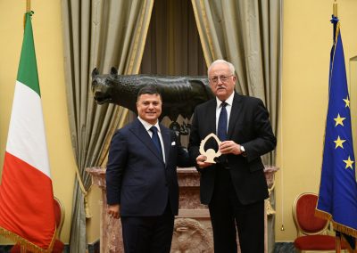 Il DG Ecopneus Giovanni Corbetta ritira il Premio "100 eccellenze italiane"